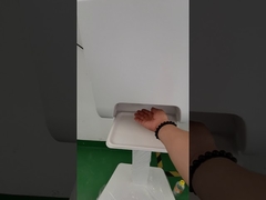 Señalización digital con pantalla táctil LCD y dispensador de desinfectante de manos