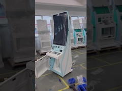 Curvado 23,6 32 39 menú del restaurante del banco del quiosco de la cola del servicio del uno mismo de la pantalla táctil de la situación del piso de 43 pulgadas