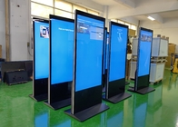 Iphone formó el piso que colocaba el LCD que hacía publicidad del quiosco del tótem de la señalización de Digitaces