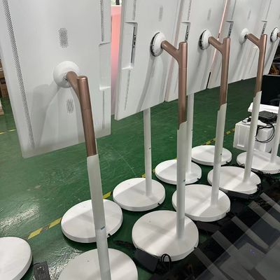 32 pulgadas de soporte portátil inteligente interactivo de tacto quiosco móvil inalámbrico LCD pantalla giratoria