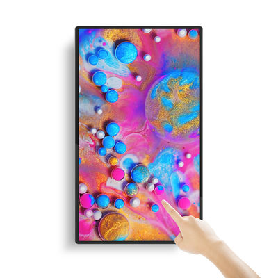 65 pulgadas 4K Ultra HD señalización digital montada en la pared con 4 mm / 10 mm bordes entrelazados y panel táctil infrarrojo