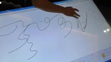 Kiosco de pantalla táctil personalizado de 43 pulgadas con resolución de 1920x1080