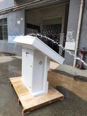 Quiosco de señalización digital exterior de 49 pulgadas con resolución 1920x1080