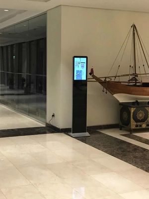Quiosco de señalización digital de pie 21.5-65 pulgadas Resolución 1920x1080